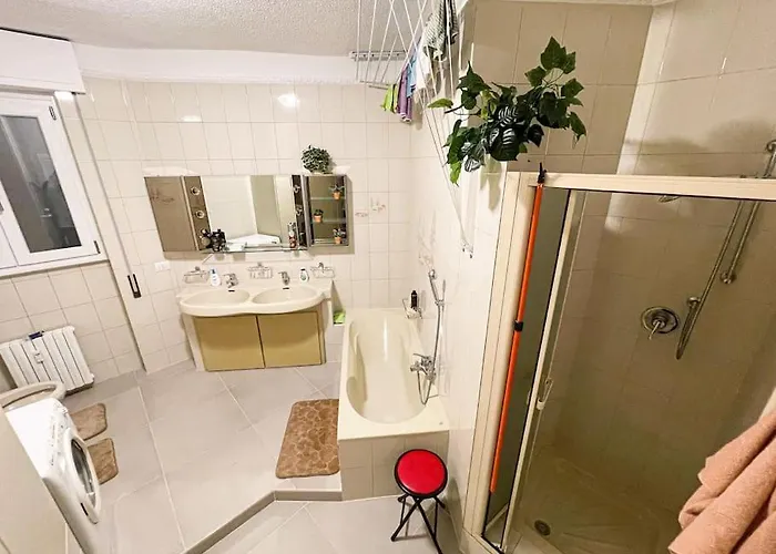 Iii - Cozy Single A Otel